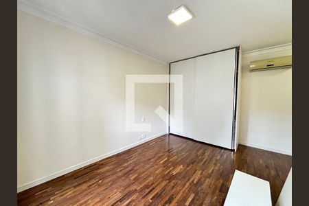 Suíte 1 de apartamento à venda com 3 quartos, 140m² em Vila Olímpia, São Paulo