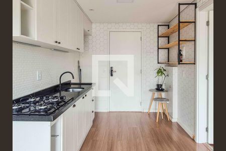 Sala e Cozinha de apartamento para alugar com 1 quarto, 28m² em Ferreira, São Paulo