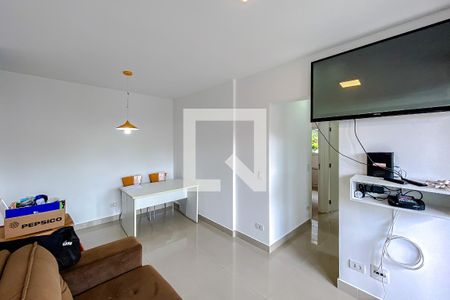 Sala de apartamento para alugar com 2 quartos, 67m² em Vila Dom Pedro I, São Paulo