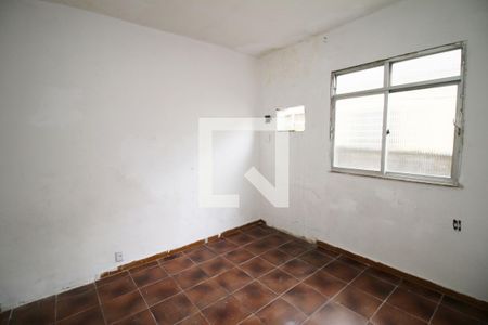Quarto 1 de casa para alugar com 2 quartos, 50m² em Parada de Lucas, Rio de Janeiro