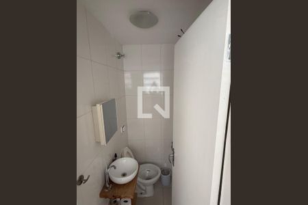 Banheiro de apartamento para alugar com 3 quartos, 100m² em Vila Progredior, São Paulo
