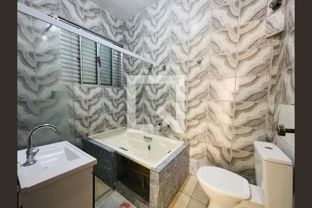 Banheiro de casa para alugar com 1 quarto, 70m² em Vila Galvão, Guarulhos