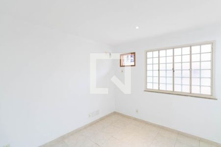 Quarto 1 de casa para alugar com 2 quartos, 90m² em Campo Grande, Rio de Janeiro