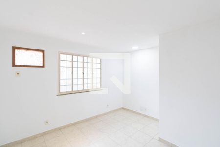 Quarto 1 de casa para alugar com 2 quartos, 90m² em Campo Grande, Rio de Janeiro