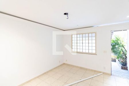 Sala de casa para alugar com 2 quartos, 90m² em Campo Grande, Rio de Janeiro