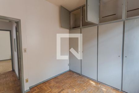 Quarto 1 de apartamento para alugar com 3 quartos, 144m² em Cruzeiro, Belo Horizonte