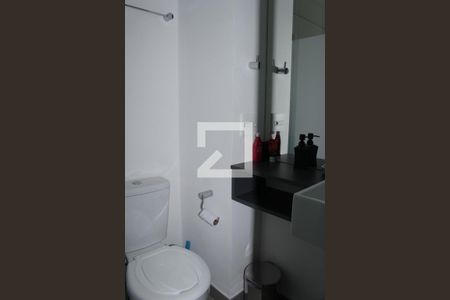 Banheiro Social de kitnet/studio para alugar com 1 quarto, 15m² em Campos Elíseos, São Paulo