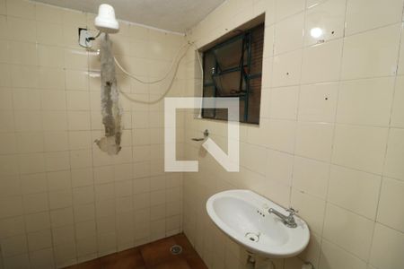 Banheiro de casa para alugar com 1 quarto, 28m² em Aricanduva, São Paulo