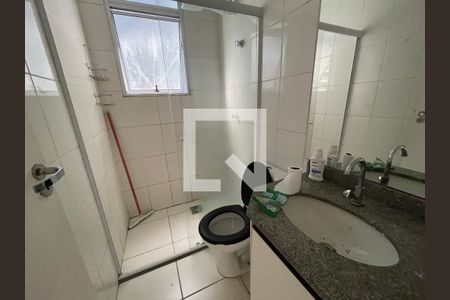 Banheiro de apartamento para alugar com 2 quartos, 50m² em Jardim Central, Cotia