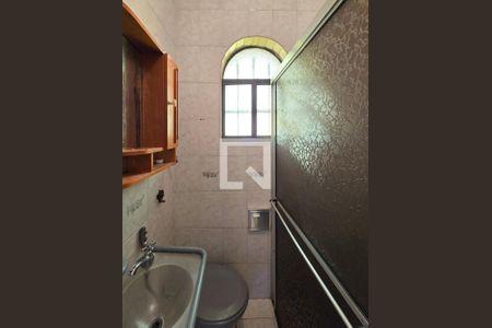 Banheiro de casa para alugar com 1 quarto, 20m² em Jardim Copacabana, São Bernardo do Campo