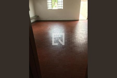 Casa à venda com 3 quartos, 500m² em Bosque da Saúde, São Paulo