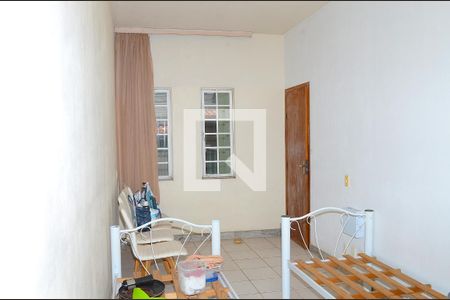 Quarto 1 de casa para alugar com 3 quartos, 316m² em Vitoria, Belo Horizonte