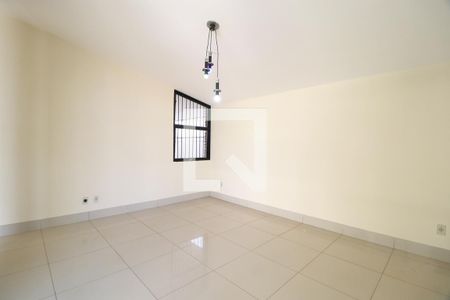 Sala de casa para alugar com 4 quartos, 350m² em Fundinho, Uberlândia