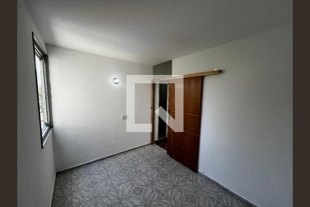 Quarto 2 de apartamento para alugar com 2 quartos, 42m² em Vila Celeste, São Paulo