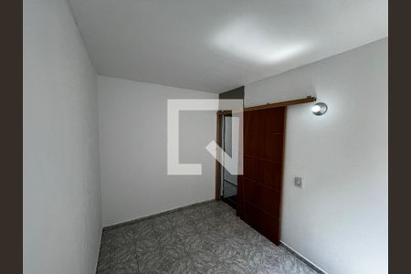 Quarto 1 de apartamento para alugar com 2 quartos, 42m² em Vila Celeste, São Paulo