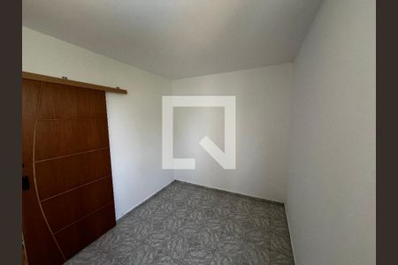 Quarto 2 de apartamento para alugar com 2 quartos, 42m² em Vila Celeste, São Paulo