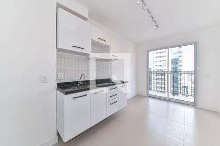 Sala/Cozinha de apartamento para alugar com 1 quarto, 30m² em Campo Belo, São Paulo