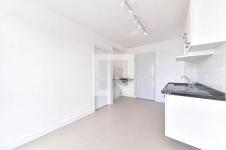Sala/Cozinha de apartamento para alugar com 1 quarto, 30m² em Campo Belo, São Paulo