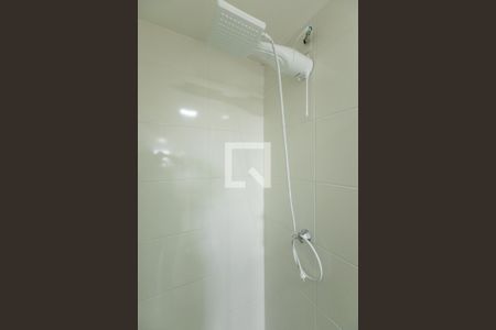 Banheiro  de apartamento para alugar com 2 quartos, 38m² em Jardim Prudência, São Paulo