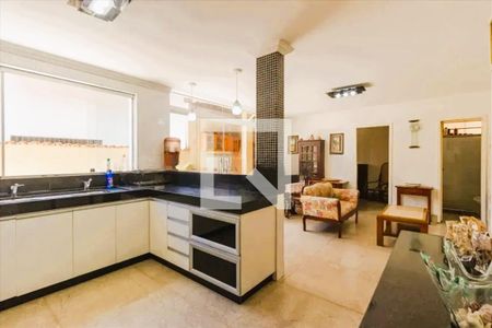 Casa para alugar com 4 quartos, 458m² em São Lucas, Belo Horizonte