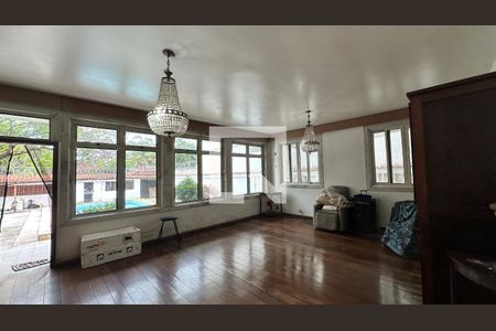 Sala de casa para alugar com 4 quartos, 611m² em Recreio dos Bandeirantes, Rio de Janeiro