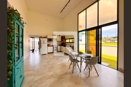 Sala de Jantar de casa de condomínio para alugar com 4 quartos, 186m² em São João do Rio Vermelho, Florianópolis