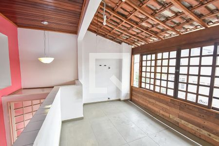 Sala de TV de casa para alugar com 3 quartos, 150m² em Cambuci, São Paulo