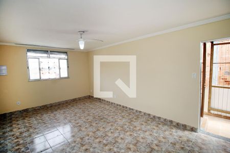 Sala de casa para alugar com 2 quartos, 70m² em Vaz Lobo, Rio de Janeiro