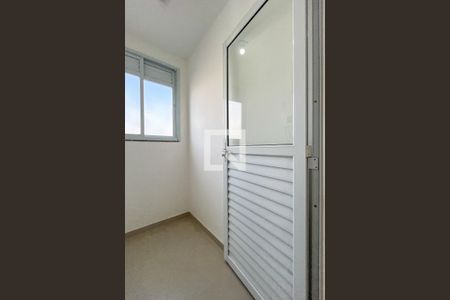 Área de Serviço de apartamento para alugar com 2 quartos, 38m² em Vila Amélia, São Paulo