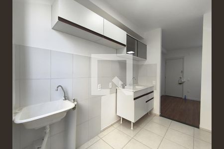 Cozinha e Área de Serviço de apartamento para alugar com 2 quartos, 46m² em Tijuca, Contagem