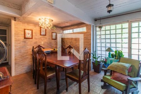 Sala de casa à venda com 3 quartos, 120m² em Santa Tereza, Porto Alegre