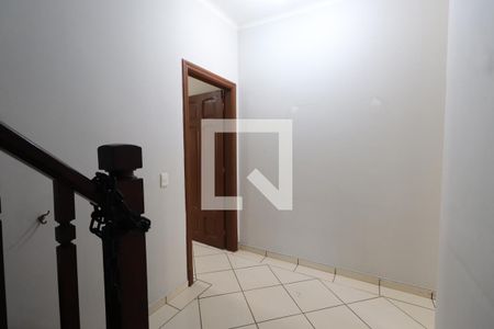 Escada de casa para alugar com 3 quartos, 131m² em Jardim America, São Paulo