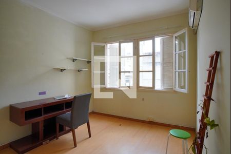 Quarto 1 de apartamento para alugar com 2 quartos, 72m² em Bom Fim, Porto Alegre