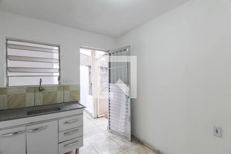 Sala/Cozinha de casa para alugar com 1 quarto, 28m² em Aricanduva, São Paulo