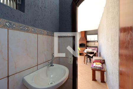 Lavabo de casa para alugar com 4 quartos, 170m² em Jardim Rina, Santo André