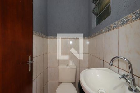 Lavabo de casa para alugar com 4 quartos, 170m² em Jardim Rina, Santo André
