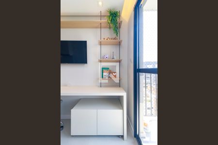 Sala de apartamento para alugar com 1 quarto, 27m² em Campo Belo, São Paulo