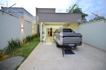 Casa para alugar com 3 quartos, 110m² em Jardim América, Goiânia