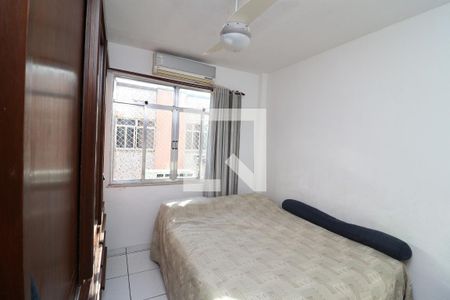 Quarto 2 de apartamento para alugar com 2 quartos, 57m² em Tauá, Rio de Janeiro