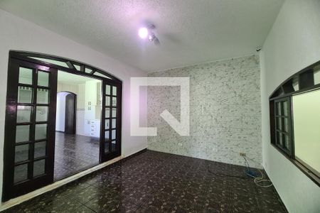 Sala de casa para alugar com 3 quartos, 160m² em Vila Antonieta, São Paulo