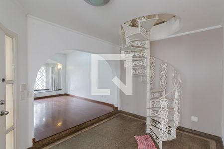 Corredor de casa à venda com 4 quartos, 230m² em Indianópolis, São Paulo