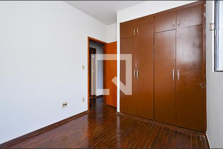 Quarto 1 de apartamento para alugar com 3 quartos, 79m² em Sagrada Família, Belo Horizonte