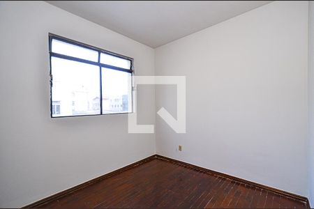 Quarto 1 de apartamento para alugar com 3 quartos, 79m² em Sagrada Família, Belo Horizonte