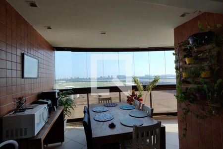 Sala de apartamento à venda com 3 quartos, 142m² em Barra Olímpica, Rio de Janeiro