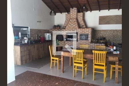 Casa à venda com 4 quartos, 700m² em Vila Alvorada, Jundiaí
