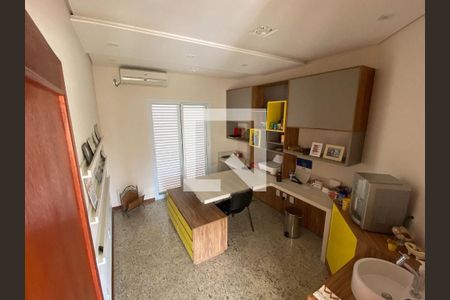 Casa à venda com 4 quartos, 350m² em Anhangabaú, Jundiaí