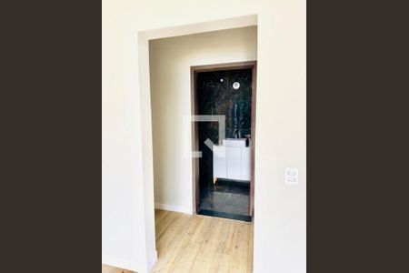 Casa à venda com 4 quartos, 423m² em Jardim Tereza Cristina, Jundiaí