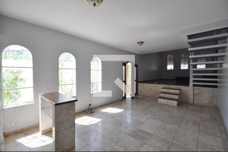 Sala de casa para alugar com 3 quartos, 174m² em Jardim Virginia Bianca, São Paulo