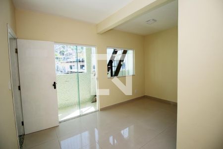 Suíte de casa para alugar com 2 quartos, 110m² em Olaria, Rio de Janeiro