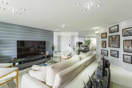 Sala de apartamento à venda com 3 quartos, 130m² em Indianópolis, São Paulo